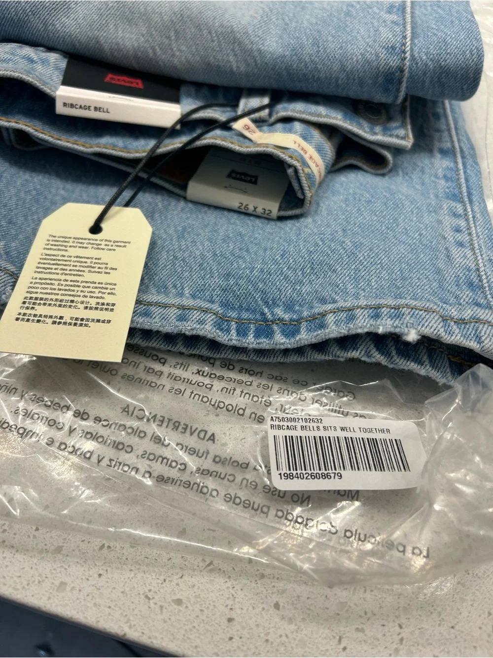 Levis high rise